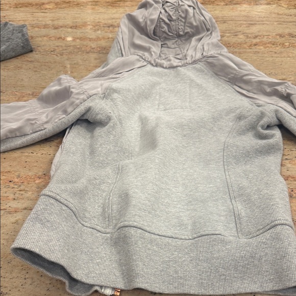 Lululemon Special Edition hooded ruched Warm Up Hooded Jacket Gray 4 RARE - Picture 10 of 13